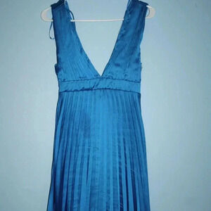 NWOT Sincerely Jules Pleated Blue Silky Satin Backless Deep V Neck Mini Dress S